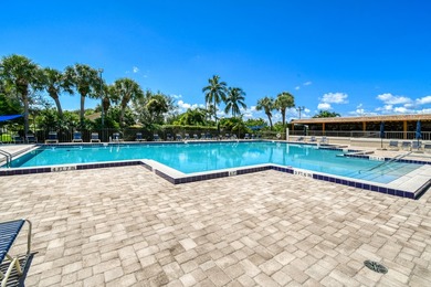Welcome to your coastal sanctuary! This stunning single-family - photo 31