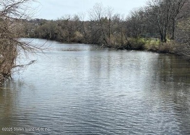 Seller will be open to negotiating current assessment. Location! - photo 34