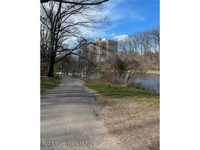 Seller will be open to negotiating current assessment. Location! - photo 36