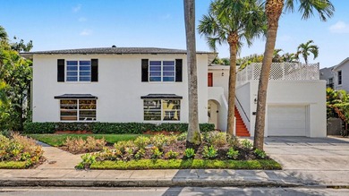 Ideally positioned on a 100' x 85' lot in one of Palm Beach's - photo 3