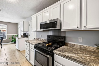 Welcome HOME! This well-maintained 3-bedroom, 2-bath home offers - photo 11