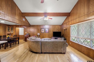 Tucked inside the gated golf and lake community of Hideaway and - photo 15