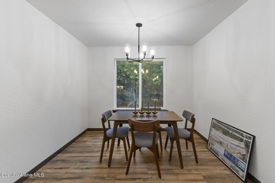 Beautiful accented homes with vaulted great room ceilings per - photo 17