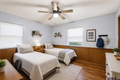 Tucked inside the gated golf and lake community of Hideaway and - photo 27