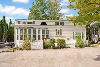 Lake Home For Sale in Wilmington, Illinois