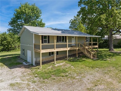 Completely rebuilt from the ground up, 5-bed, 3-bath home in - photo 43
