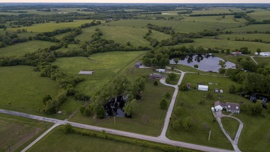 This well-maintained 3-bedroom, 3.5-bath ranch-style home offers - photo 46