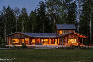 Designed by Dwell Magazine-featured Waechter Architecture and a - photo 1