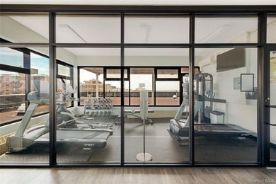 Coastal charm meets modern elegance in this beautifully - photo 18
