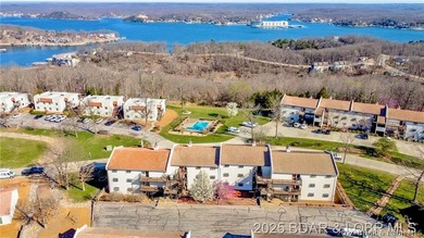 Wake up to shimmering LAKE VIEWS and sunlight pouring through - photo 38