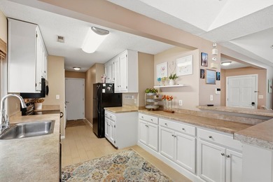 **Rare Coastal Retreat in The Avenues | 411 Sunset Trail | - photo 20