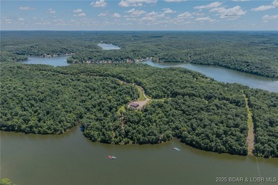 Spacious 1.20 acres and 80' of lakefront in a reg no wake cove - photo 25