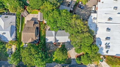 **Rare Coastal Retreat in The Avenues | 411 Sunset Trail | - photo 29