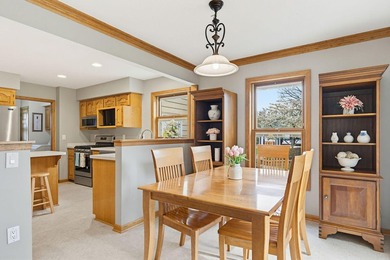 Welcome to Lake Country living at its finest set on a PRISTINE - photo 8