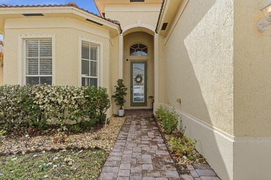 BEST PRICE IN PORTOFINO SHORES. Spacious 4 Bdrm Home In - photo 1