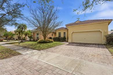 BEST PRICE IN PORTOFINO SHORES. Spacious 4 Bdrm Home In - photo 4