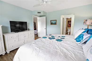 Hello LUXURY in this beautifully upgraded END UNIT! PLUS live a - photo 16