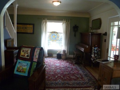 A must see, to appreciate this one of a kind Craftsman beautiful - photo 16