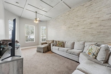 BEST PRICE IN PORTOFINO SHORES. Spacious 4 Bdrm Home In - photo 10