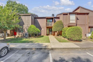 Lake Condo For Sale in Simpsonville, South Carolina