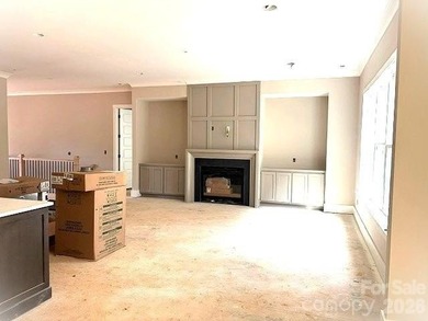 New construction in beautiful , sought-after Falls Cove - photo 4
