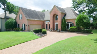 (private lake, pond, creek) Home For Sale in Collierville Tennessee