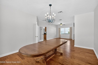 Welcome to this just repainted, impeccably maintained - photo 11