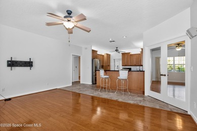 Welcome to this just repainted, impeccably maintained - photo 12