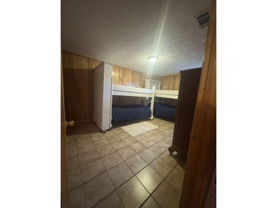 Pristine 5b 3b home boasting warm wood finishes, 3 cozy - photo 21