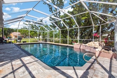 Welcome to this just repainted, impeccably maintained - photo 21