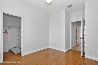 Welcome to this just repainted, impeccably maintained - photo 34