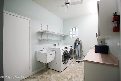 Welcome to this just repainted, impeccably maintained - photo 35