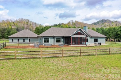 STUNNING RIVERFRONT ESTATE IN LAKE LURE NC. Situated on 8.5 - photo 4