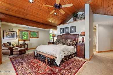 Spectacular Timber Post & Beam TAMARACK Log LUXURY WATERFRONT - photo 8