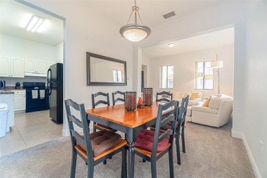 Welcome to this beautifully maintained 3-bed, 2.5-bath corner - photo 11