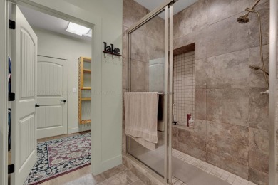 Stunning 4-bedroom, 3.5-bath custom-designed waterfront home - photo 14