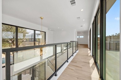 Welcome to 111 Orange Plume in the coveted Summit Rock community - photo 18