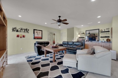 Stunning 4-bedroom, 3.5-bath custom-designed waterfront home - photo 19