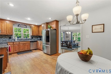 Welcome to 6717 Mill Lane in the desirable Fox Mill - photo 27