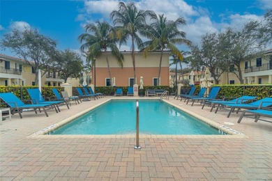 Welcome to this beautifully maintained 3-bed, 2.5-bath corner - photo 30