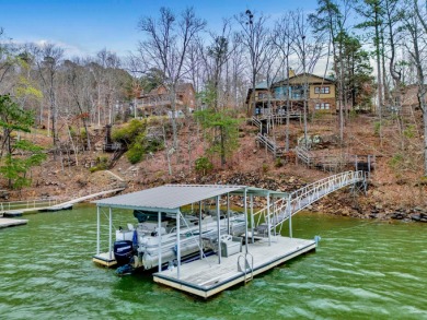 Stunning 4-bedroom, 3.5-bath custom-designed waterfront home - photo 33