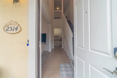 Welcome to this beautifully maintained 3-bed, 2.5-bath corner - photo 35