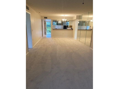 CONVENIENT 2BEDRM/2BTH FIRST FLOOR UNIT WITH UNOBSTRUCTED - photo 6