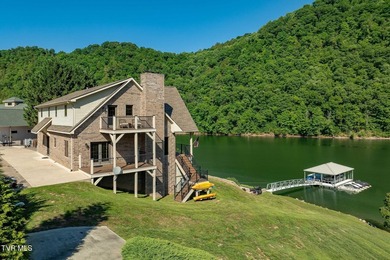 LUXURY LAKEFRONT RETREAT ON WATAUGA LAKE!! Welcome to the - photo 16