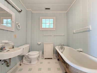 Experience nearly a century of coastal charm in this magnificent - photo 18