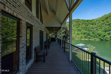 LUXURY LAKEFRONT RETREAT ON WATAUGA LAKE!! Welcome to the - photo 35