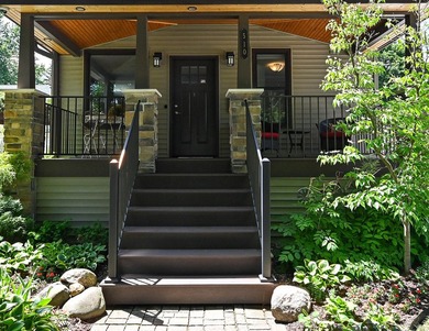 Outstanding craftsmanship and timeless charm define this - photo 3