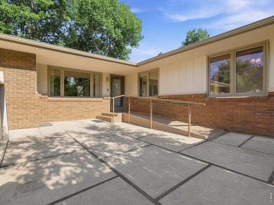 Nestled in the highly desirable Fossil Creek Meadows - photo 2