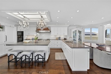 **Legacy by the Sea: A Rare Two-Residence Compound in Emerald - photo 11