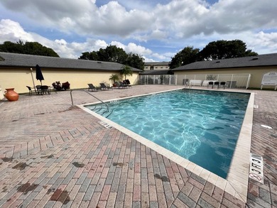 Wake up to a beautiful private water view, pour yourself a - photo 15
